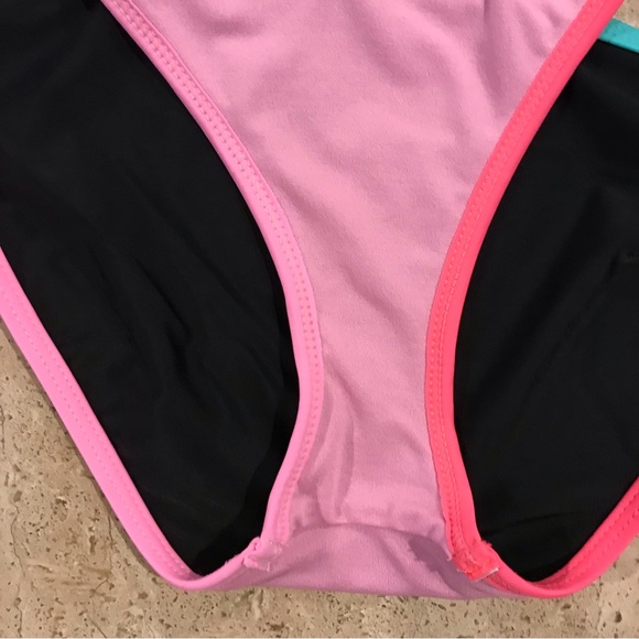 Route 101 Sport Black and Multicolor Swimsuit Bottoms Size Small - Picture 6 of 6
